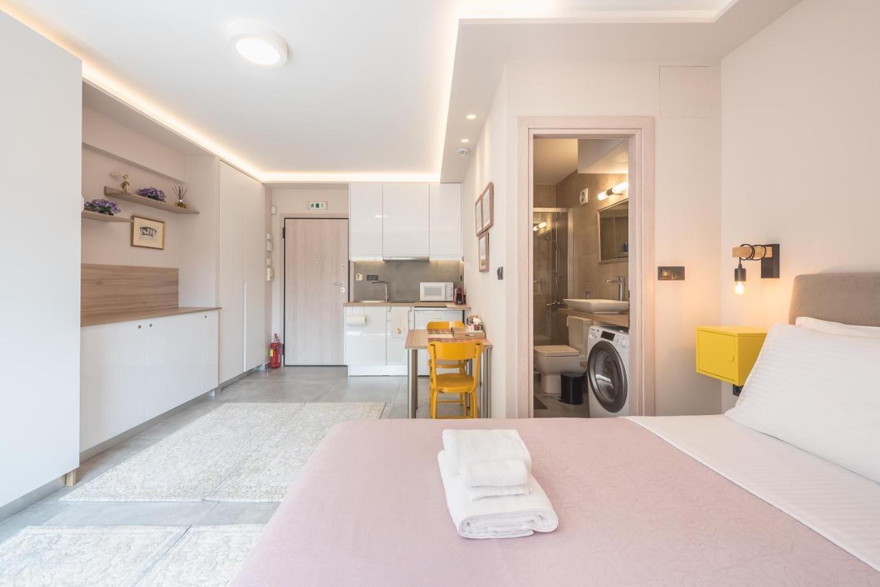 Appartement ✰Bright, Renovated, Spacious And Cosy Studio✰ à Athènes Extérieur photo